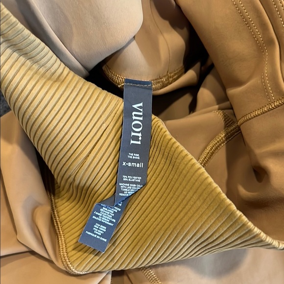 NWT Vuori Ribbed Studio Legging - Picture 7 of 7